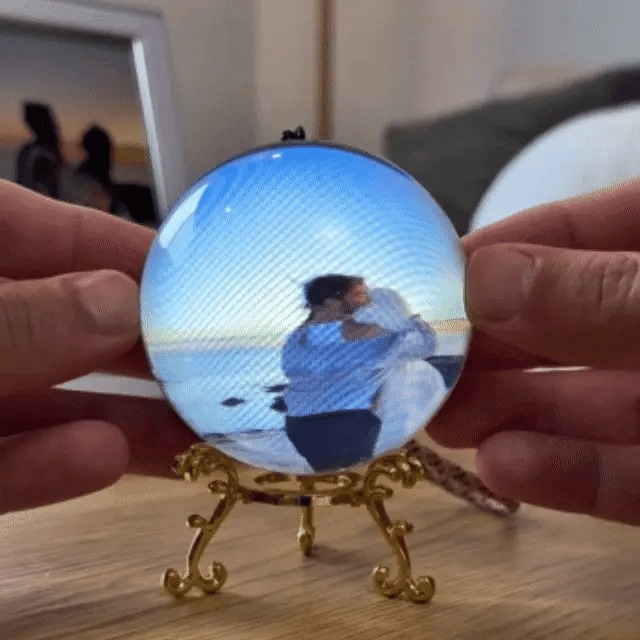 TwoMemory™ - Magic Video Sphere
